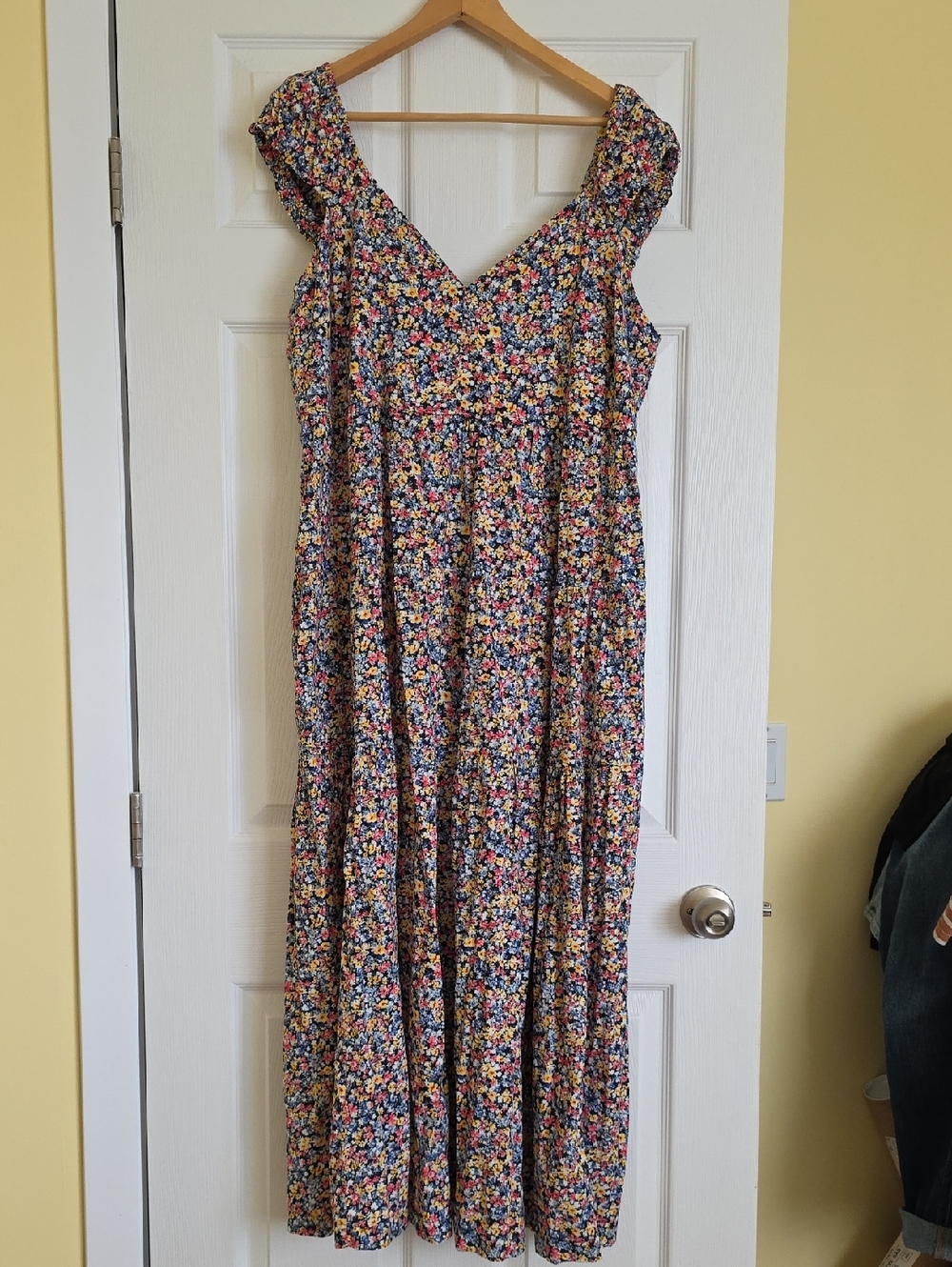 Floral Maxi Sundress in Multicolor